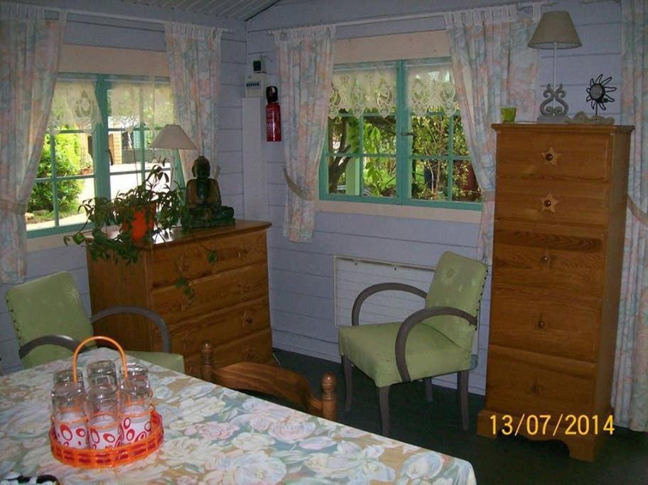 Le Chalet De La Grenouille Verte Tursac Zewnętrze zdjęcie